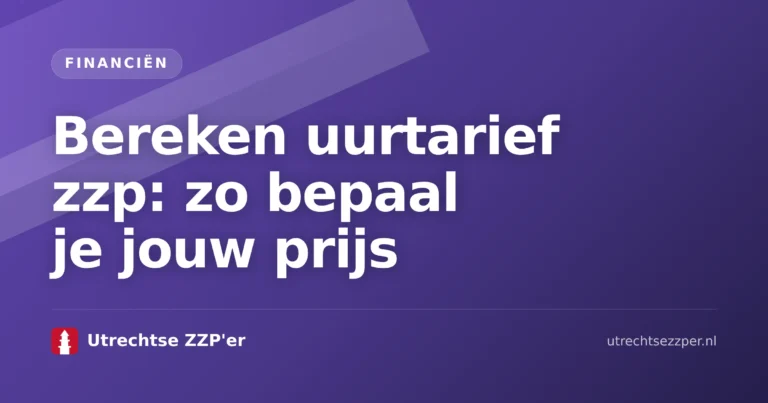bereken uurtarief zzp met rekenmachine, laptop en notitieblok voor een freelancer